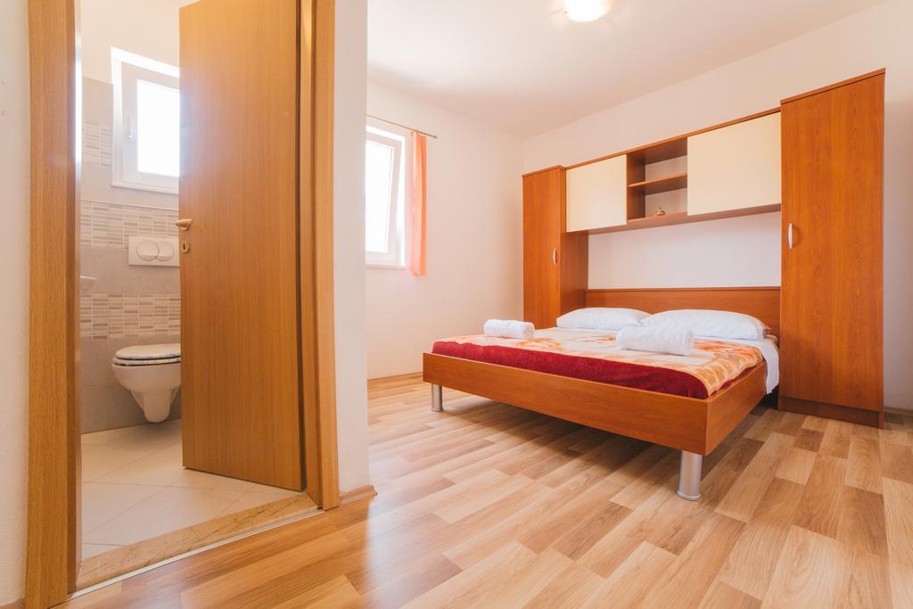 Apartment Chiara ドゥギ・ラット エクステリア 写真